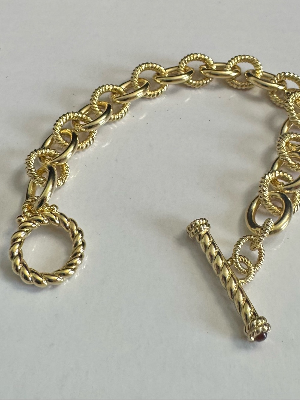 Judith Ripka SS Gold Textured Link Toggle Bracelet w/Peridot Gem Clasp - Picture 4 of 11